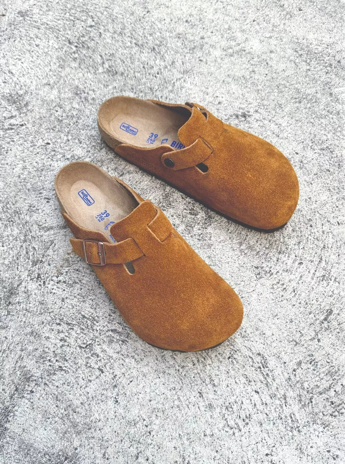 Noah™ |  Leather Clogs
